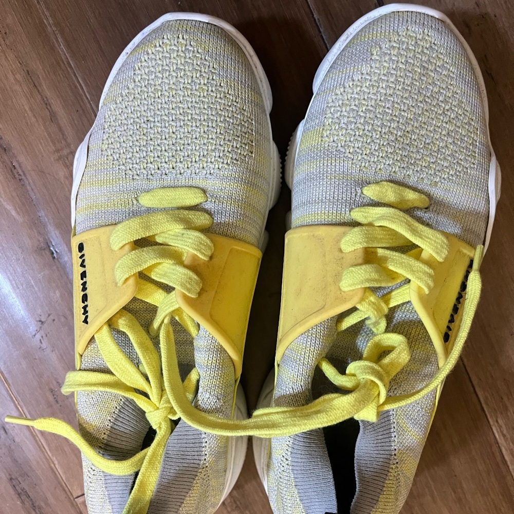 Givenchy womens sneaker